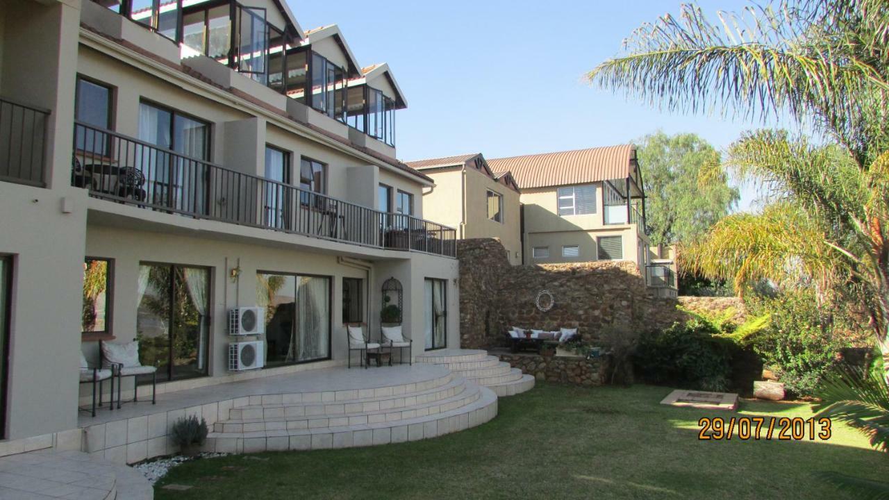 La Dolce Vita Guest House Hartbeespoort Eksteriør billede